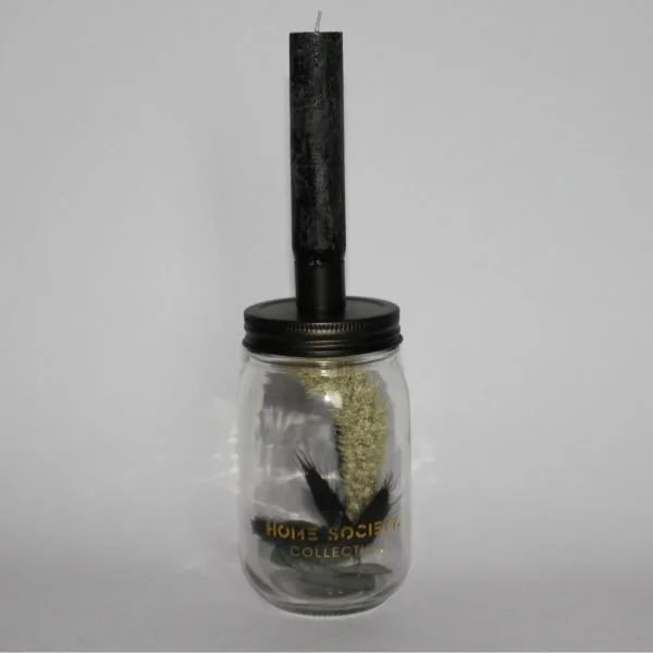 Shop deze leuke glazen kaarsenhouders met droogbloemen bij Livs and Gifts
