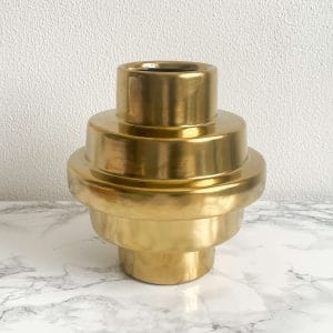 Vaas trap goud