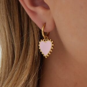 Gouden oorbellen met lichtroze hart en bolletjes